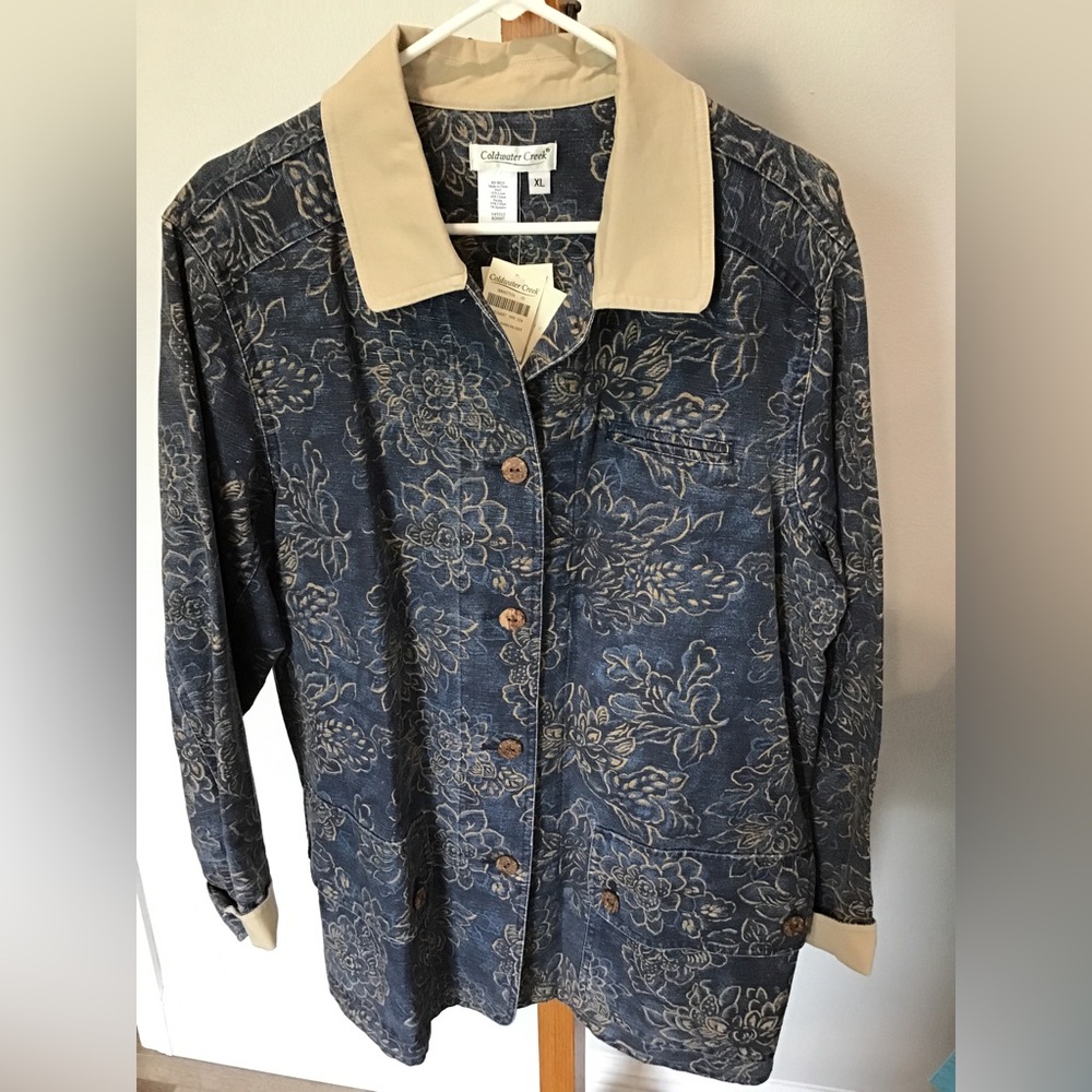 Caldwater Creek Ladies floral print jacket size XL